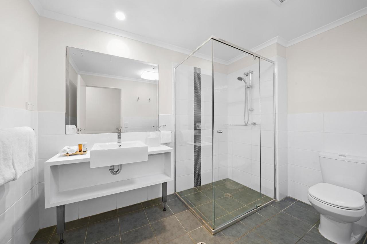 Macquarie Waters Boutique Apartment Hotel Порт-Маккуори Экстерьер фото