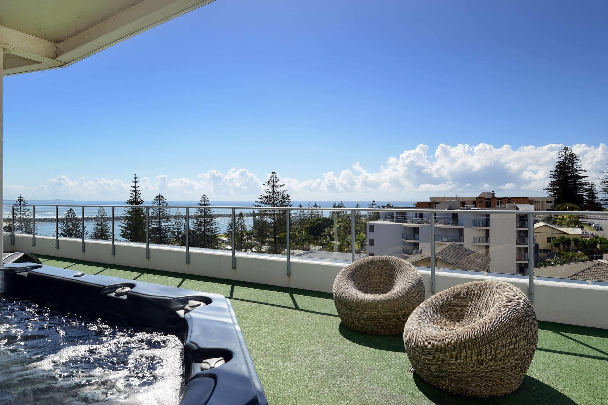 Macquarie Waters Boutique Apartment Hotel Порт-Маккуори Экстерьер фото