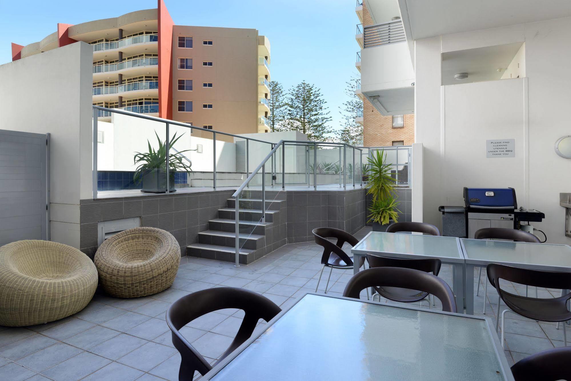 Macquarie Waters Boutique Apartment Hotel Порт-Маккуори Экстерьер фото
